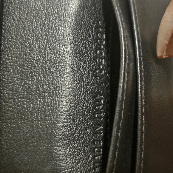 AUTHENTIC DIOR OBLIQUE COMPACT WALLET (full inclusion) - Picture 5 of 8